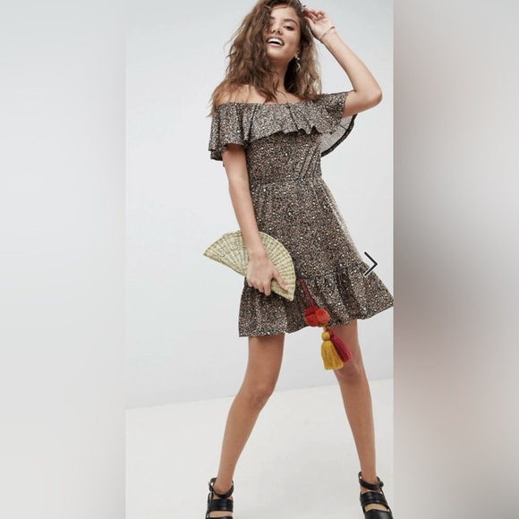 ASOS Brown Leopard Print Off-Shoulder Mini Dress size 4 - Picture 2 of 5
